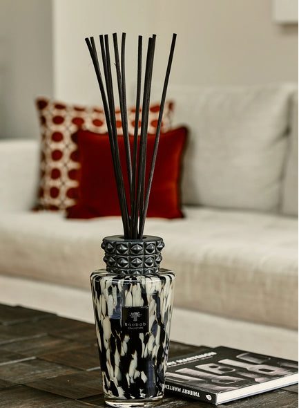 TOTEM PEARLS BLACK